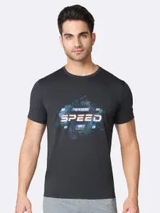 Van Heusen Innerwear Performance Men Chest Print Swift Dry Crew Neck T-Shirt