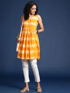 Taavi Ethnic Motifs Shibori Dyed Pure Cotton Kurta