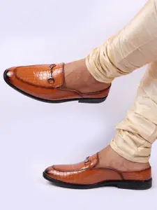 FAUSTO Men Textured Buckled Lightweight Mules