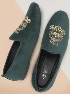 FAUSTO Men Embroidered Lightweight Velvet Mojaris