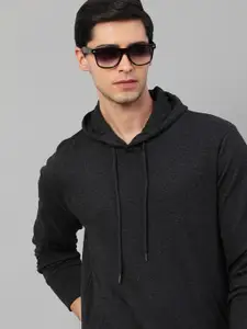 Huetrap Men Solid Hooded Sweatshirt