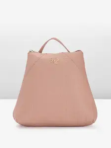 Baggit Women Textured Backpack Cum Handbag