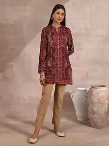 Lakshita Printed Velvet Mandarin Collar Kurti