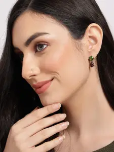 SOHI Gold Plated Contemporary Studs Earrings