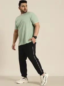 Sztori Men Plus Size Pure Cotton Solid Joggers With Printed Detail