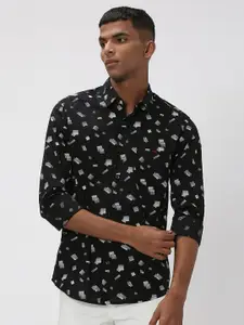 Mufti Trim Slim Fit Conversational Printed Pure Cotton Casual Shirt