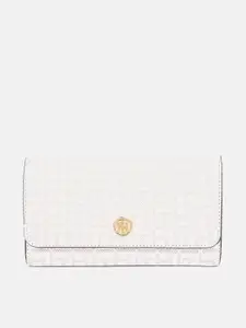 Tommy Hilfiger Women Typography Printed Two Fold Wallet