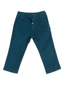 Tommy Hilfiger Boys Mid-Rise Regular Trousers