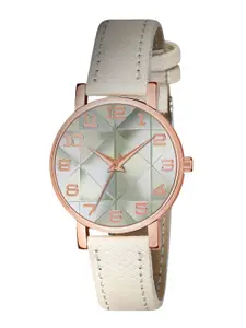 Shocknshop Women Patterned Dial & Leather Bracelet Style Straps Analogue Watch WCH77