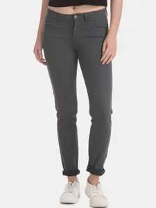 V-Mart Women Grey Classic Cotton Slim Fit Jeans