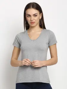 Rute V-Neck Short Sleeves Cotton T-shirt