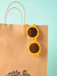 HAUTE SAUCE by  Campus Sutra Women Oval Sunglasses with UV Protected Lens- SUM23_HSSG1088