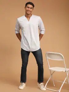 VASTRAMAY Notched Neck Cotton Sustainable Kurta