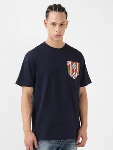 Lee Round Neck Cotton T-shirt With Aztec Print Patch Pocket
