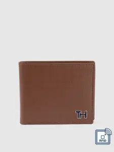 Tommy Hilfiger Men Tan Printed Applique Leather Two Fold Wallet