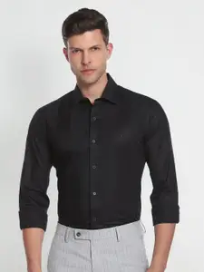Arrow New York Slim Fit Spread Collar Pure Cotton Formal Shirt