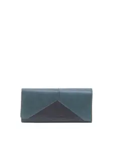 Calvadoss Women Textured Leather Two Fold Wallet