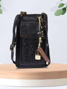 ART N VINTAGE Women Woven Design Leather Zip Around Wallet