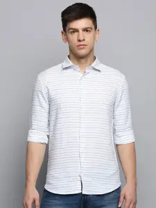 SHOWOFF Classic Horizontal Stripes Striped Cotton Casual Shirt