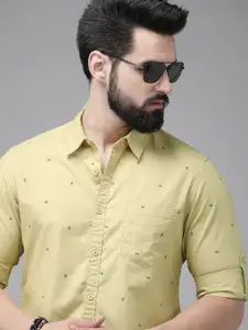 The Roadster Lifestyle Co. Men Pure Cotton Geometric Printed Casual Shirt