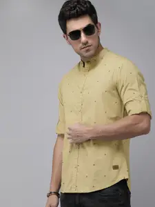 The Roadster Lifestyle Co. Men Pure Cotton Geometric Printed Casual Shirt