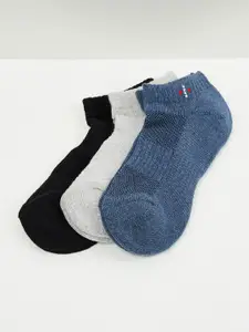 max Men Pack Of 3 Ankle-Length Socks