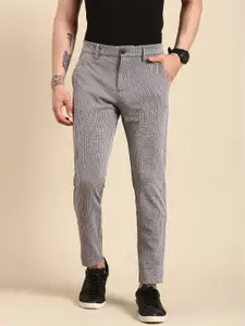 Being Human Men Textured Self Design Cropped Fit Mid-Rise Plain Woven Flat-Front Chinos