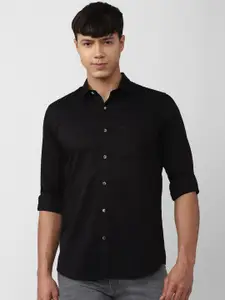 Peter England Casuals Men Black Slim Fit Pure Cotton Casual Shirt