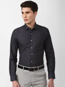 Van Heusen Men Slim Fit Striped Pure Cotton Formal Shirt