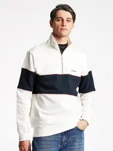 LINDBERGH Men Off White Colourblocked Cotton Sweatshirt