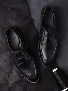 LA BOTTE Men Black Colourblocked Leather Derbys