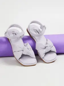 Fame Forever by Lifestyle Girls Purple Open Toe Flats with Bows