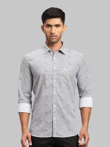 Parx Men Slim Fit Printed Cotton Casual Shirt