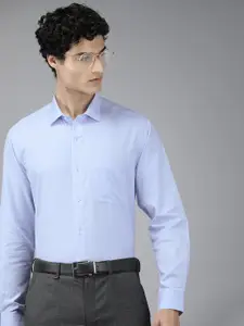 Van Heusen Men Custom Fit Textured Pure Cotton Formal Shirt