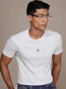 Calvin Klein Jeans Men Solid Pure Cotton T-shirt