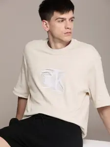 Calvin Klein Jeans Men Pure Cotton Comfort Fit Brand Logo Printed Drop-Shoulder T-shirt
