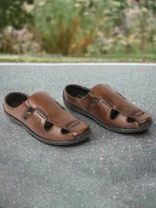 Buckaroo Men Leather Slip-On Fisherman Sandals