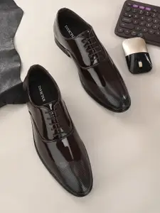 INVICTUS Men Faux Leather Lace-Up Textured Formal Derbys