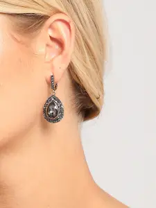 SOHI Contemporary Drop Earrings