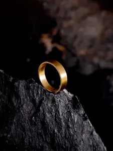 VIRAASI Men Gold-Toned Band Finger Ring