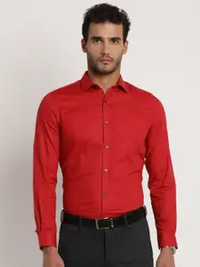 Turtle Men Red Cotton Slim Fit Formal Shirt