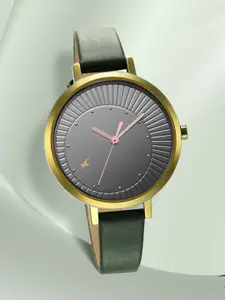 Fastrack Women Leather Straps Analogue Watch 6230QL01