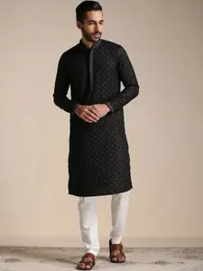 Manyavar Men Floral Printed Mandarin Collar Kurta with Pyjamas