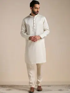 Manyavar Men Mandarin Collar Kurta with Pyjamas