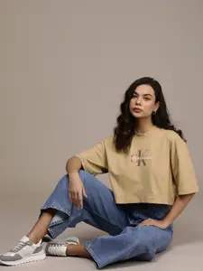 Calvin Klein Jeans Women Brand Logo Printed Drop-Shoulder Sleeves Compression T-shirt