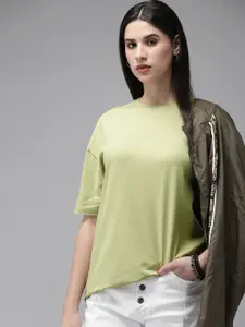 Roadster Women Solid Boxy T-shirt