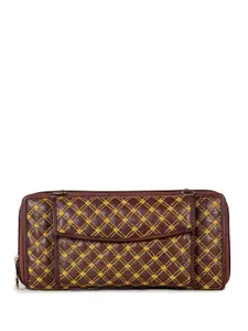 THE CLOWNFISH Emerald Women Geometric Printed Quilted Zip Around Wallet