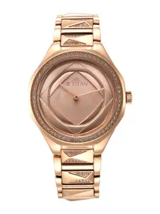 Titan Women Dial & Stainless Steel Wrap Around Strap Analogue Watch 95206WM01