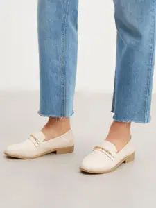 DOROTHY PERKINS Women Textured Loafers with Chain Detail