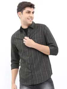 HIGHLANDER Men Slim Fit Checked Casual Shirt